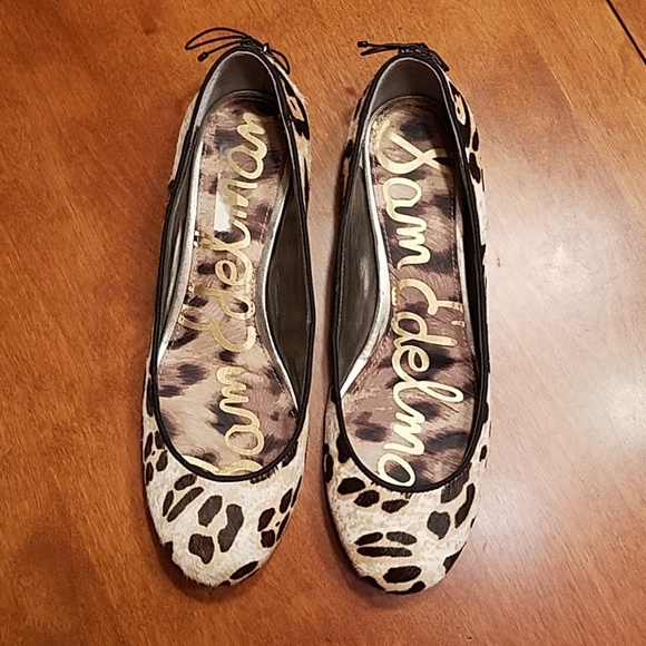 Sam Edelman cowhide cheetah print flats - Picture 3 of 5